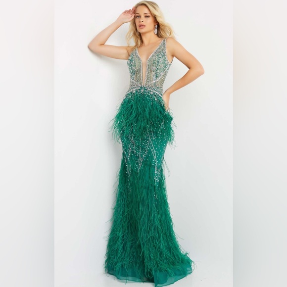 Jovani Dresses & Skirts - Jovani - 03023 Sheer Bodice Beaded & Feather Fitted Evening Gown in Emerald